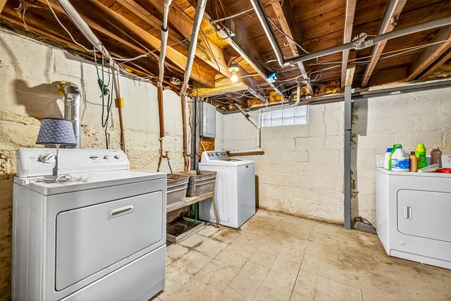 1075 Mclaughlin Avenue, Muskegon, MI 49442