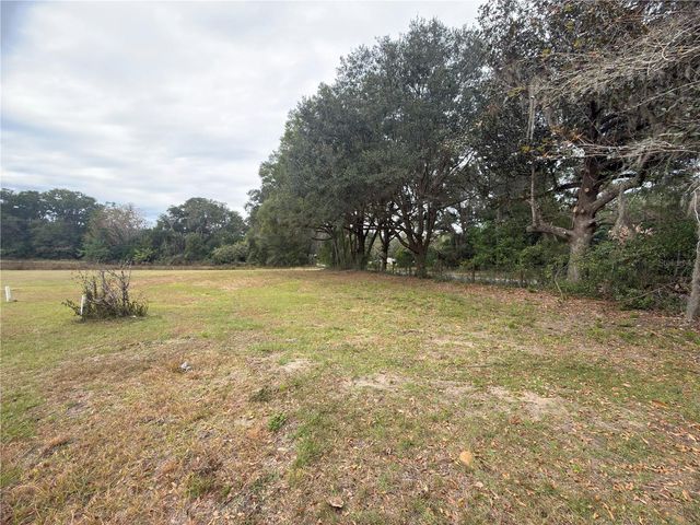 3700 W HIGHWAY 316, Reddick, FL 32686