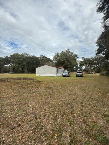 3700 W HIGHWAY 316, Reddick, FL 32686