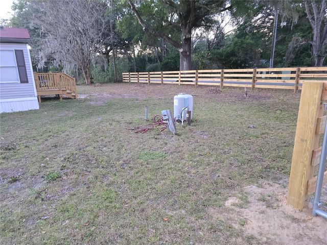 3700 W HIGHWAY 316, Reddick, FL 32686