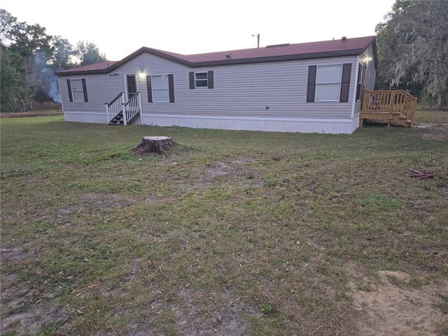3700 W HIGHWAY 316, Reddick, FL 32686
