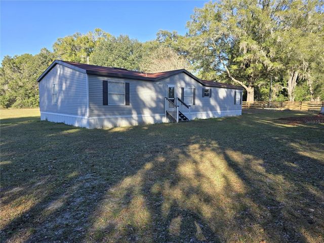 3700 W HIGHWAY 316, Reddick, FL 32686