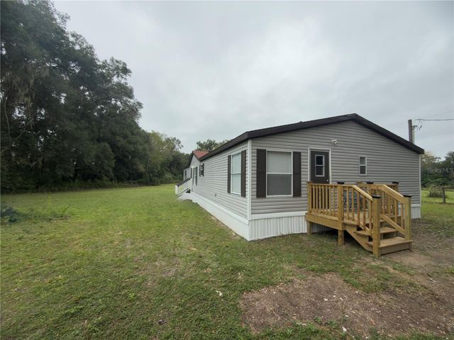 3700 W HIGHWAY 316, Reddick, FL 32686