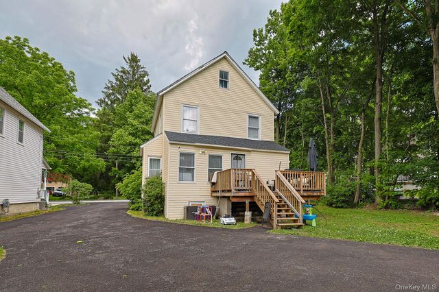 22 Valley Avenue, Central Valley, NY 10917