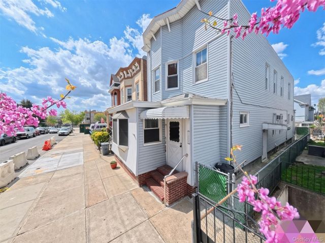 1322 123rd Street, College Point, NY 11356
