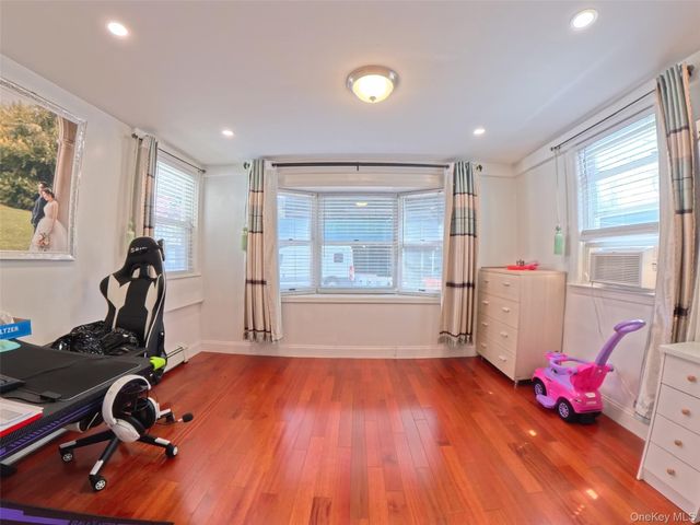1322 123rd Street, College Point, NY 11356