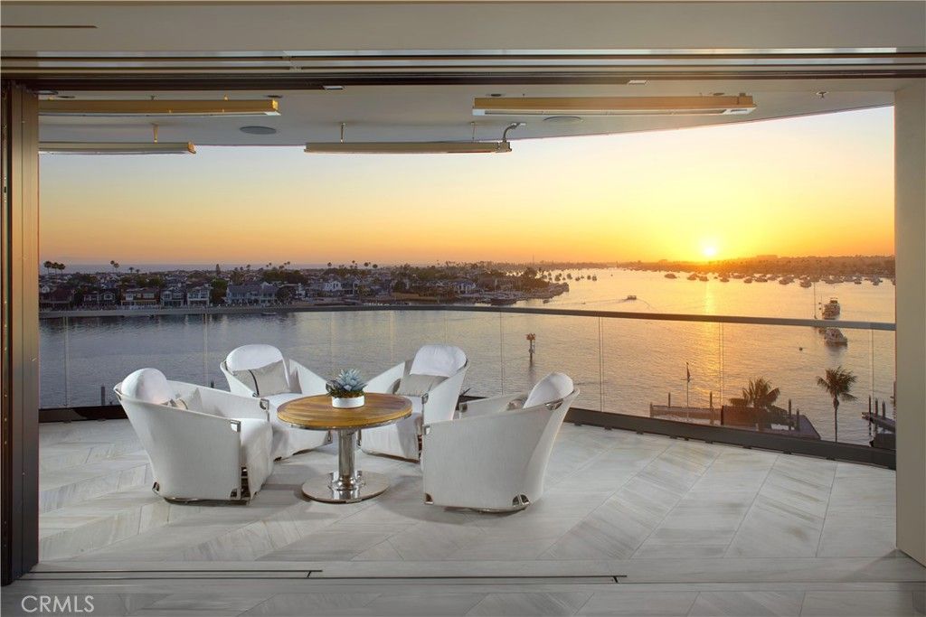 183 Carnation Avenue, Corona Del Mar, CA 92625 — exterior