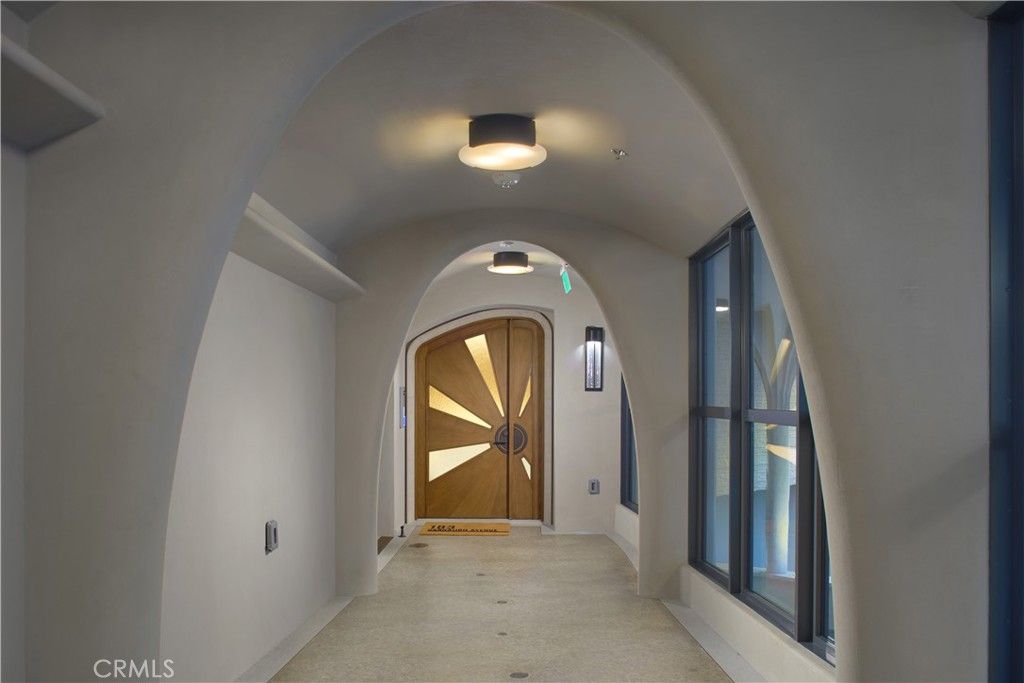 183 Carnation Avenue, Corona Del Mar, CA 92625 — photo 3