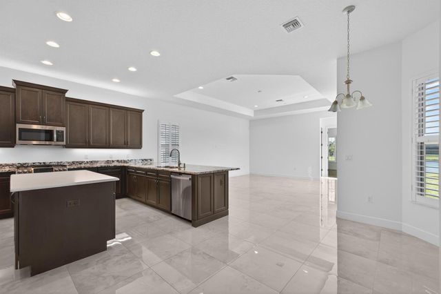 11965 SW SANDY BAY Circle, Port St. Lucie, FL 34987