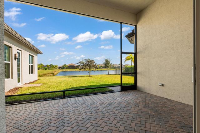 11965 SW SANDY BAY Circle, Port St. Lucie, FL 34987
