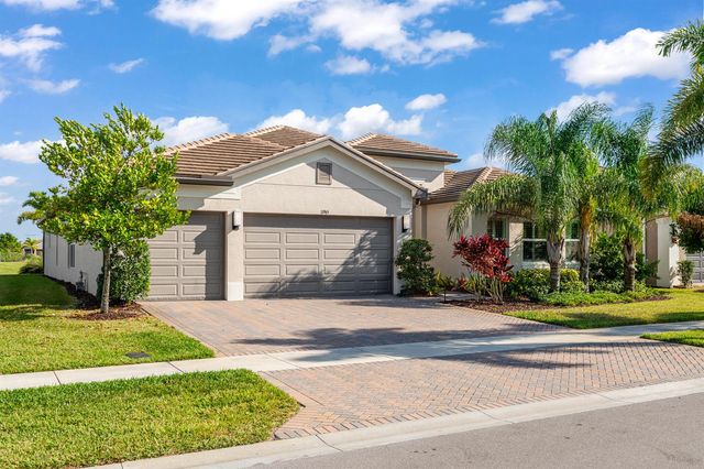 11965 SW SANDY BAY Circle, Port St. Lucie, FL 34987
