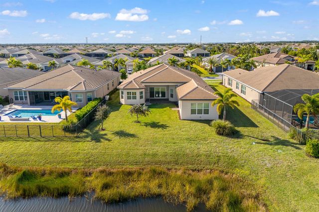 11965 SW SANDY BAY Circle, Port St. Lucie, FL 34987
