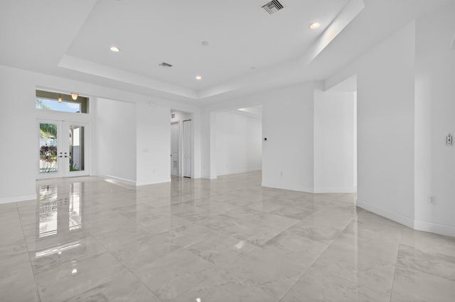 11965 SW SANDY BAY Circle, Port St. Lucie, FL 34987
