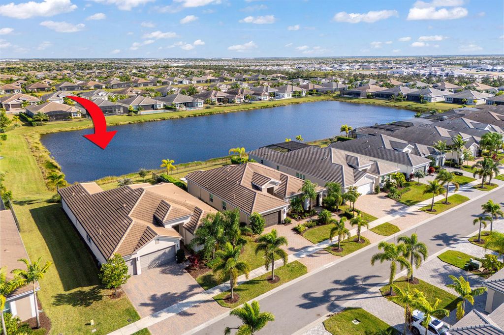 11965 SW SANDY BAY Circle, Port St. Lucie, FL 34987