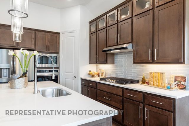 7817 Winterbloom Way, Fort Worth, TX 76123