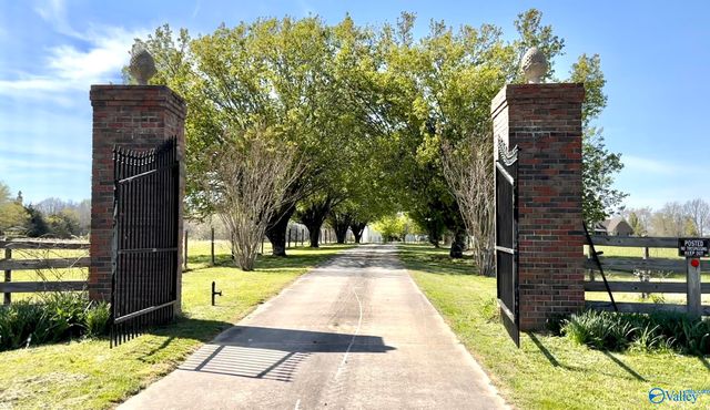 1759 Ardmore Hwy, Taft, TN 38488