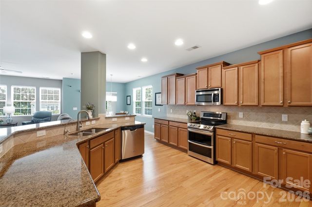 3715 Franklin Meadows Drive, Matthews, NC 28105