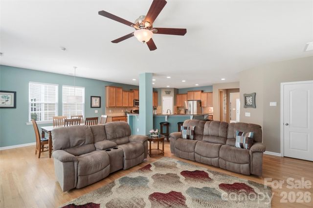 3715 Franklin Meadows Drive, Matthews, NC 28105
