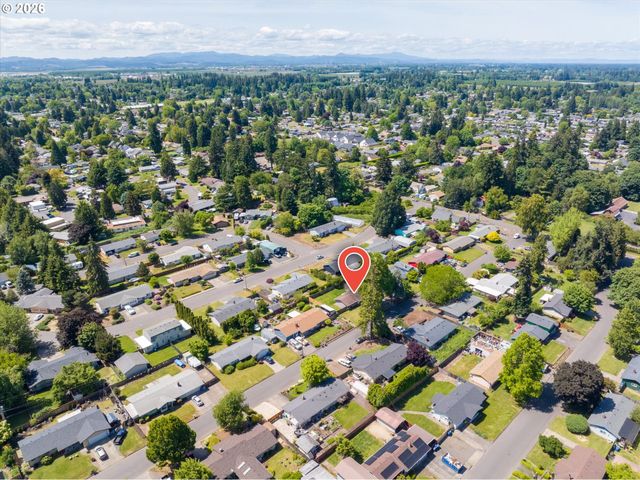 3820 KENDRA St, Eugene, OR 97404