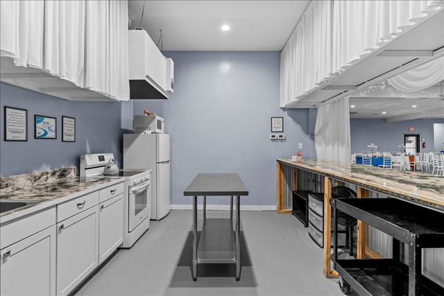 88 N Daleville, Daleville, AL 36322