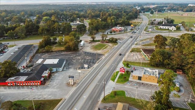 88 N Daleville, Daleville, AL 36322