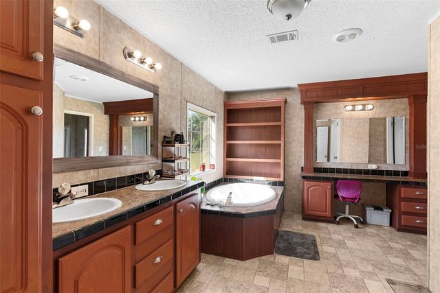 8155 SE 121ST PLACE, Belleview, FL 34420