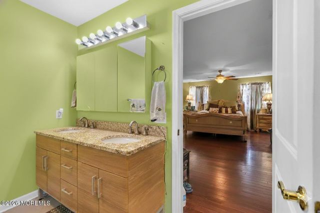 237 Rodman Court, Eatontown, NJ 07724