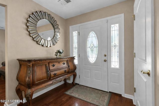 237 Rodman Court, Eatontown, NJ 07724