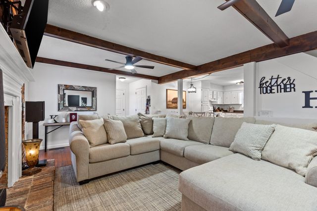 1716 Mountain Bay Drive, Hixson, TN 37343