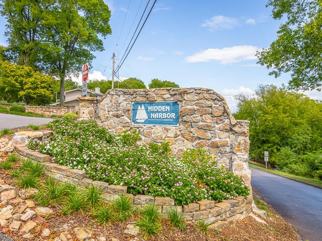 1716 Mountain Bay Drive, Hixson, TN 37343