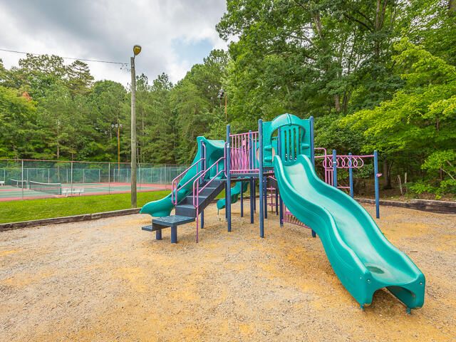 1716 Mountain Bay Drive, Hixson, TN 37343