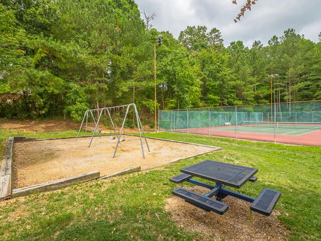 1716 Mountain Bay Drive, Hixson, TN 37343