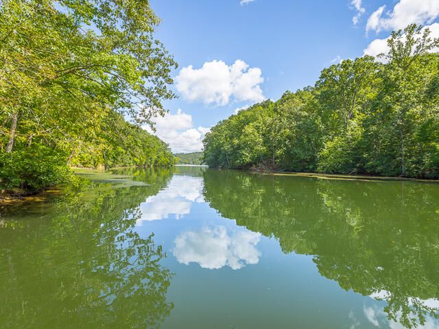 1716 Mountain Bay Drive, Hixson, TN 37343