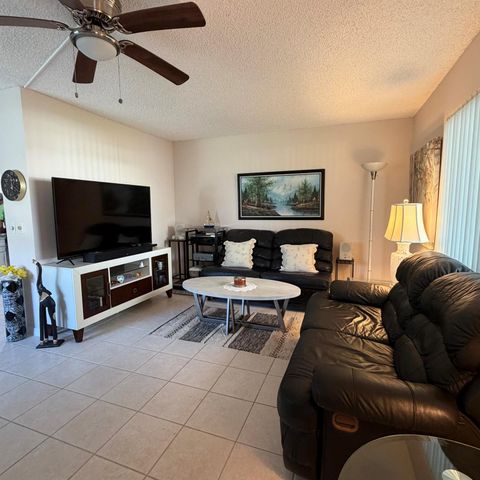 728 Normandy Lane P, Delray Beach, FL 33484