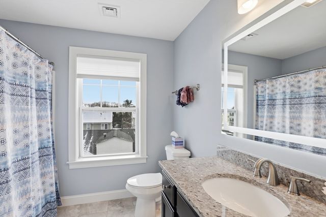 1400 Gorham St 32, Lowell, MA 01852