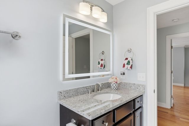 1400 Gorham St 32, Lowell, MA 01852