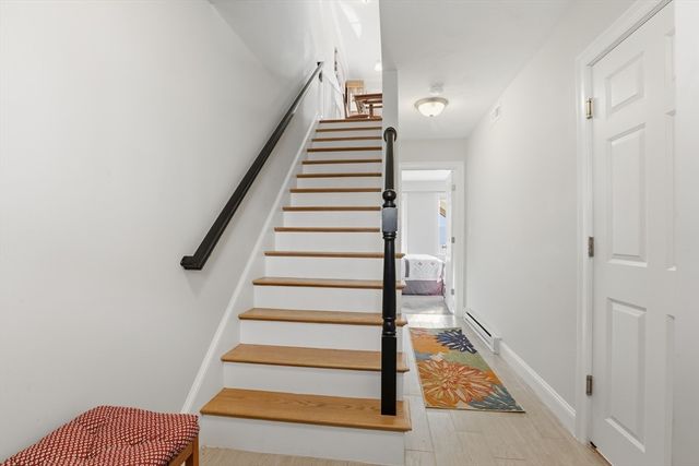 1400 Gorham St 32, Lowell, MA 01852