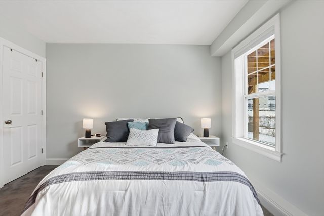 1400 Gorham St 32, Lowell, MA 01852