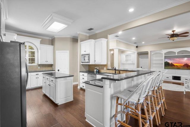 641 County Road 2311, Mineola, TX 75773