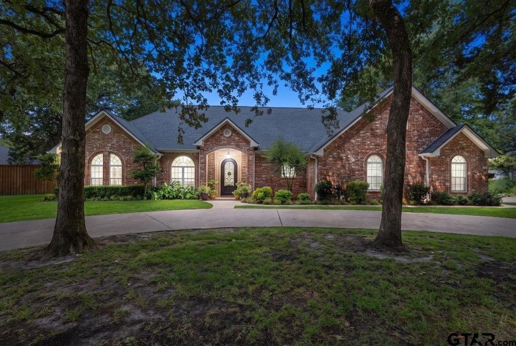 641 County Road 2311, Mineola, TX 75773