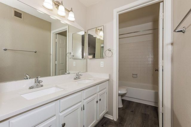 1922 E Cortez Drive, Gilbert, AZ 85234