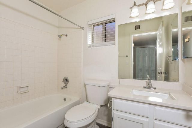 1922 E Cortez Drive, Gilbert, AZ 85234