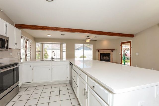 1922 E Cortez Drive, Gilbert, AZ 85234