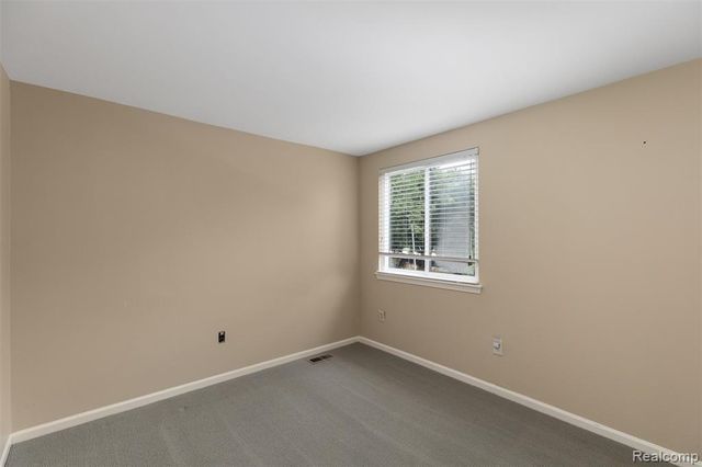 2937 Waterloo Drive, Troy, MI 48084