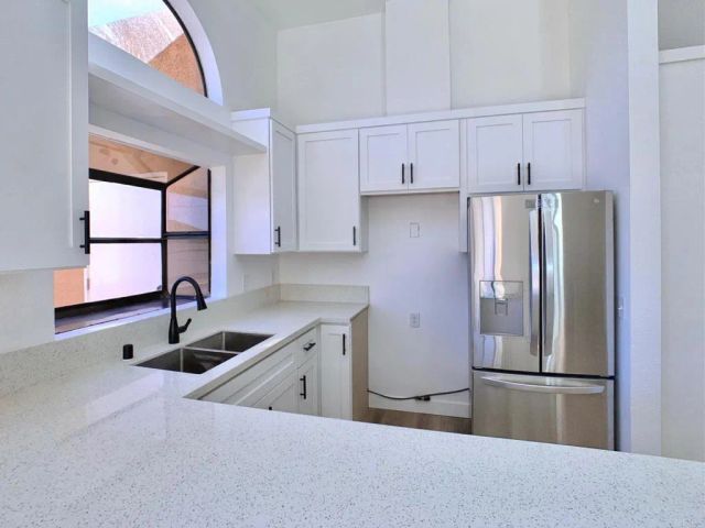 927 Wilbur Avenue 2, San Diego, CA 92109