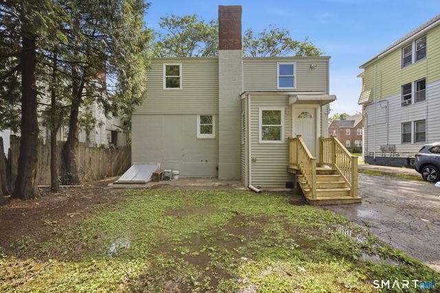 170 Campfield Avenue, Hartford, CT 06114