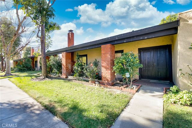 1709 Park Glen Circle D, Santa Ana, CA 92706