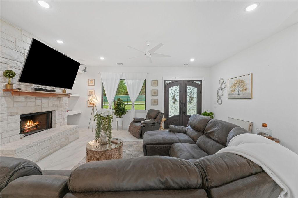 5509 County Road 1022, Joshua, TX 76058 — photo 5