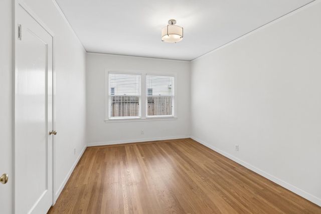 1330 Robertson Way, Sacramento, CA 95818