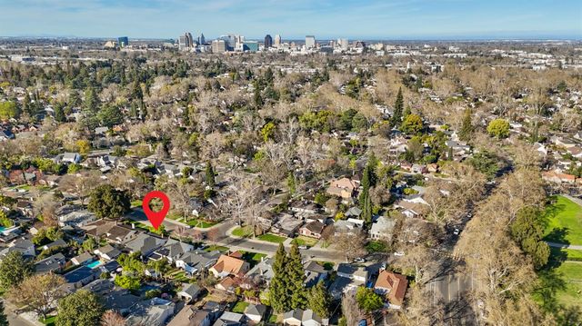 1330 Robertson Way, Sacramento, CA 95818